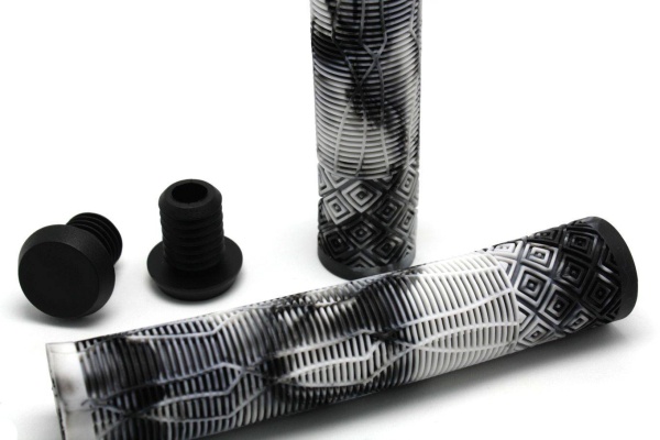 Грипсы Energy Kick 165 без колец, резиновые, black/white