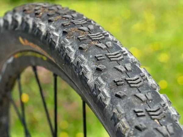 Покрышка бескамерная 29x2.25 Maxxis Aspen TPI 120 кевлар EXO/TR