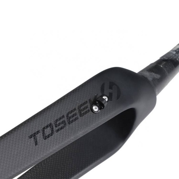 Вилка карбоновая 700С ToSeek под ДТ, конусный шток 1 1/8 - 1.5", 9*100QR
