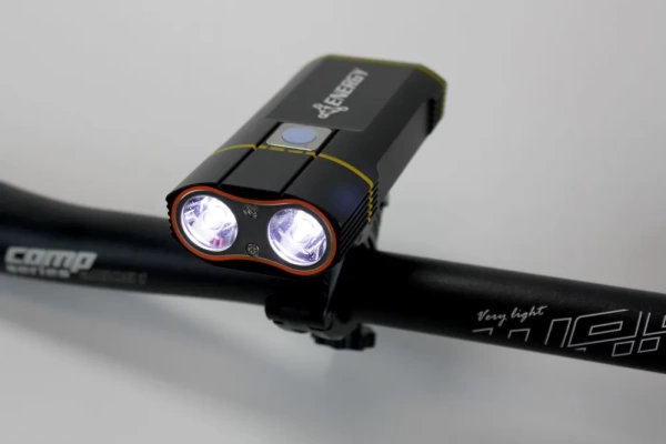 Фонарь передний Energy Salamandra 800 lumen, 5 режимов, USB C, алюм. корпус, чёрный, бат. 4400mAh