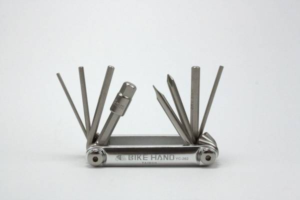 Ключи-шестигранники Bikehand в ноже  2/3/4/5/6 /8 мм, + 2 отвёртки, серебристые