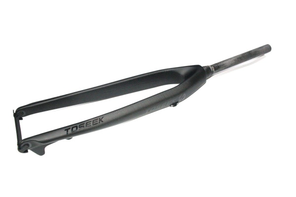 Вилка карбоновая 29" MTB жесткая, под ДТ, конусный шток 1 1/8 - 1.5", 9*100QR