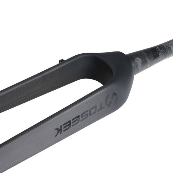 Вилка карбоновая 700С ToSeek под ДТ, конусный шток 1 1/8 - 1.5", 9*100QR