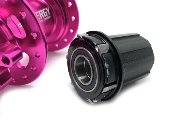 Втулка задняя Energy RH603, 32H, 135x9QR/142х12, розовая
